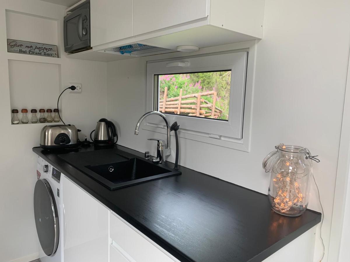 Вилла Luxus Tiny House Saagala Торнио Экстерьер фото