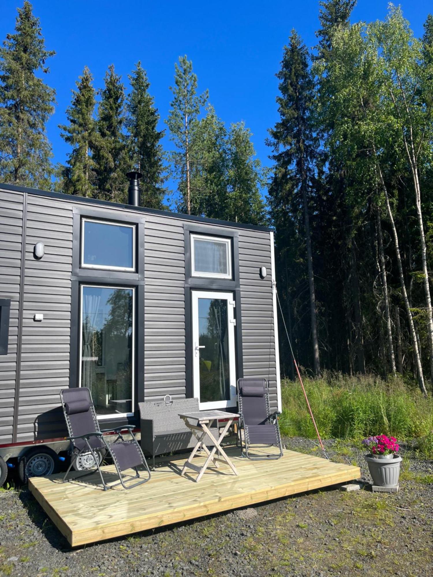Вилла Luxus Tiny House Saagala Торнио Экстерьер фото