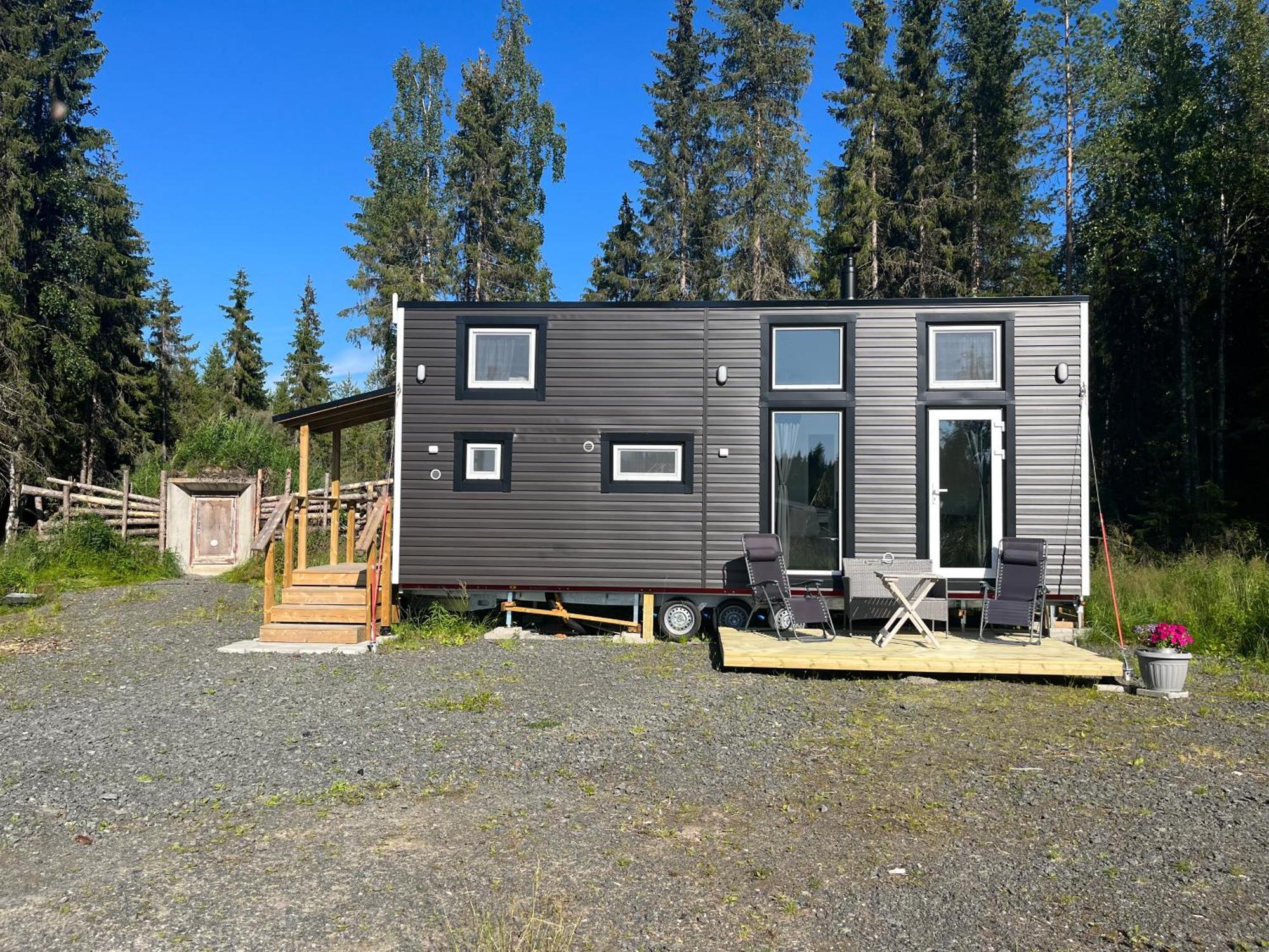 Вилла Luxus Tiny House Saagala Торнио Экстерьер фото